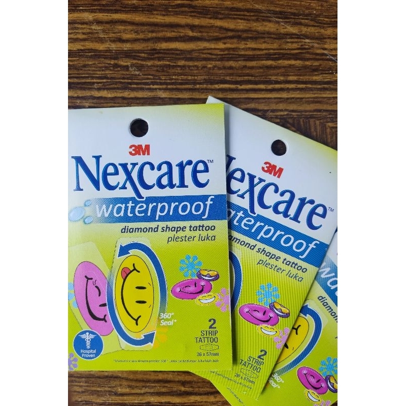 Nexcare Plester Luka Kedap Air / Bandages Diamond Shape Tottoo Waterproof