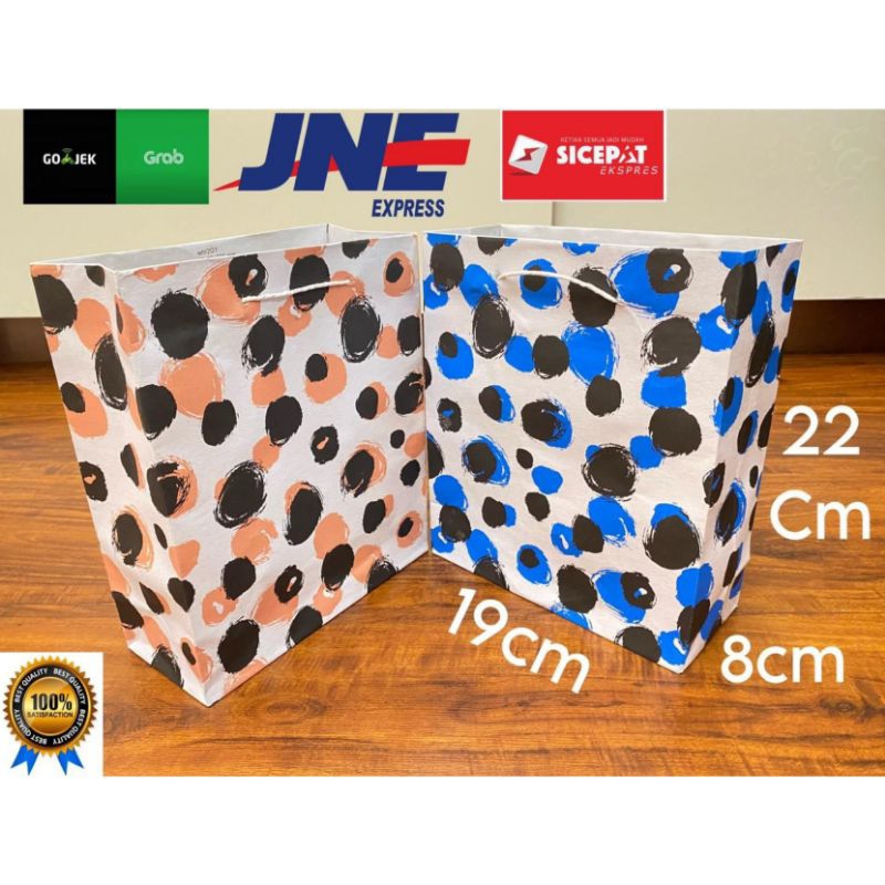 

Paperbag Pembelian Kelipatan 20pcs Paperbag Motif Bulat 19x8x22 Tas Kertas Tas Tali Goodie Bag Souvenir Tas Hampers