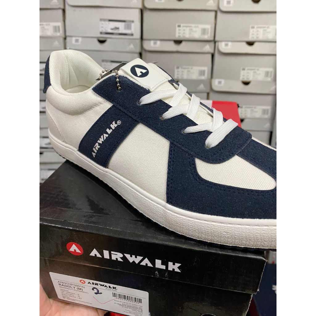 Aiwalk Raddly White/Navy Men's Shoes Original