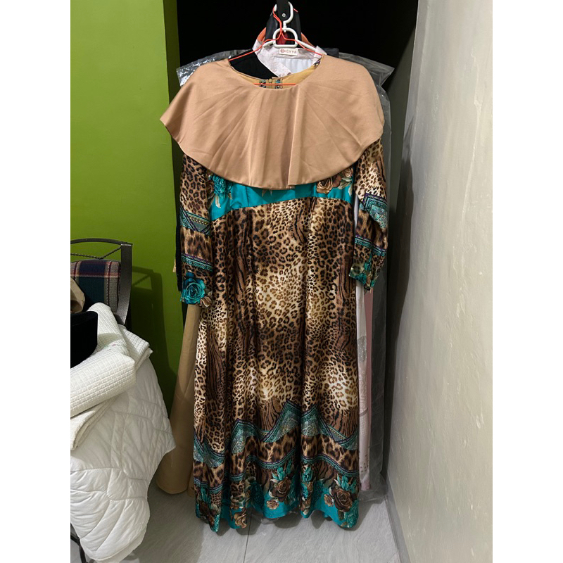 Macan tutul Dress