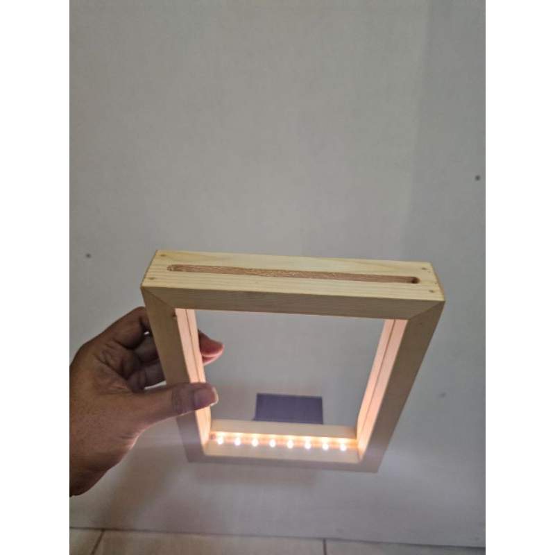 Led Frame A6 Baterai Lampu Hias Acrylic / Stand Led Acrylic Bingkai Acrylic Led