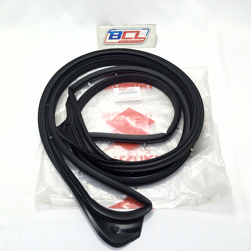 Karet Pintu Depan Kiri Mobil New Carry Original Suzuki