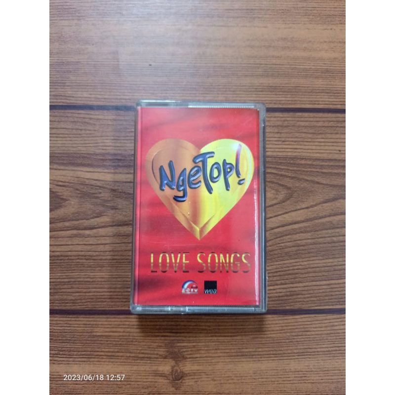Kaset NGETOP LOVE SONGS( Phil collins, peabo bryson, chicago etc )