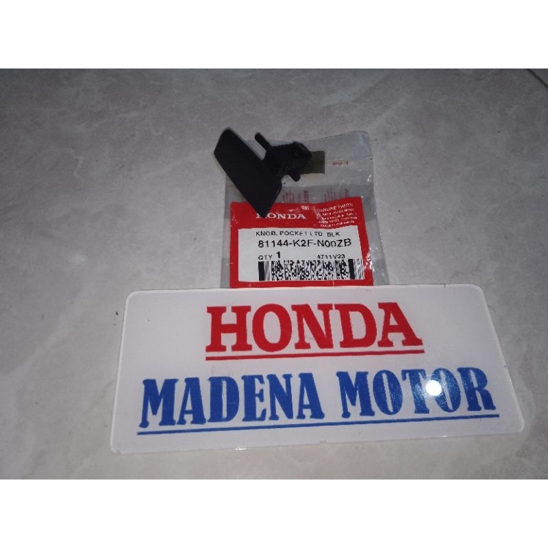 Knob Pocket LTD Blk Honda Scoopy eSP K2F ORIGINAL 81144K2FN00ZB