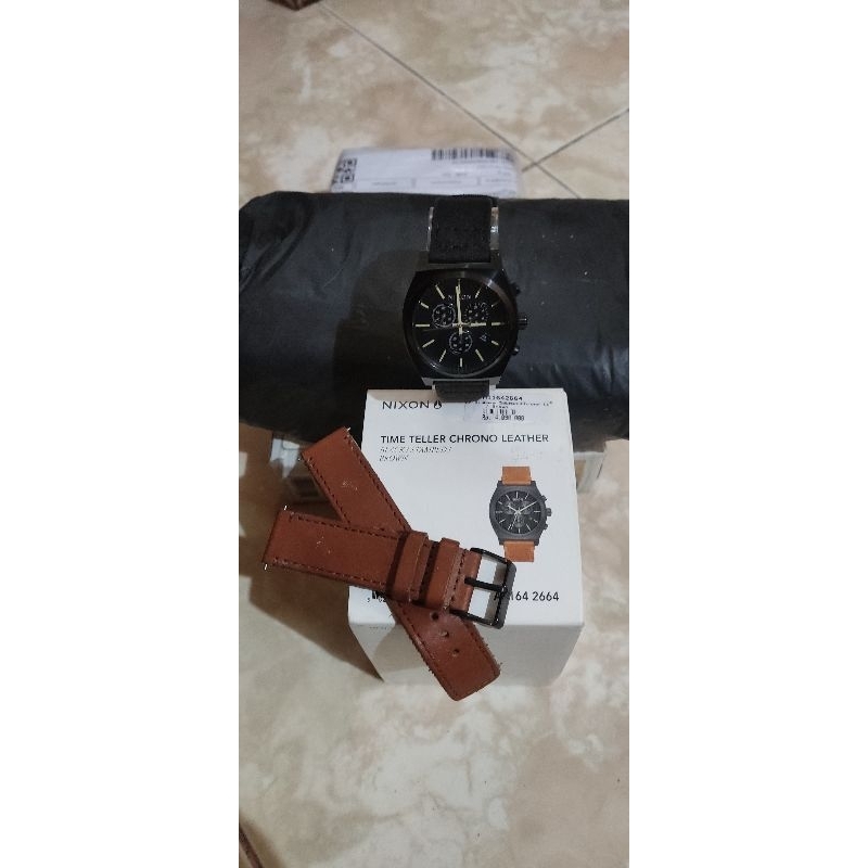 PRELOVED NIXON TIME TELLER CHRONO LEATHER