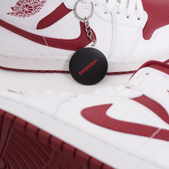 Nike Air Jordan 1 Mid WMNS Reverse Chicago Original