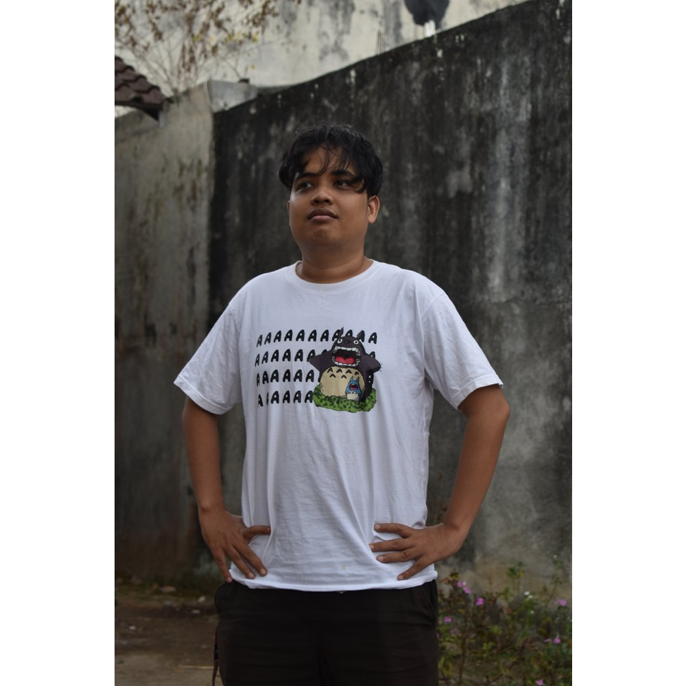 Kaos Totoro Putih
