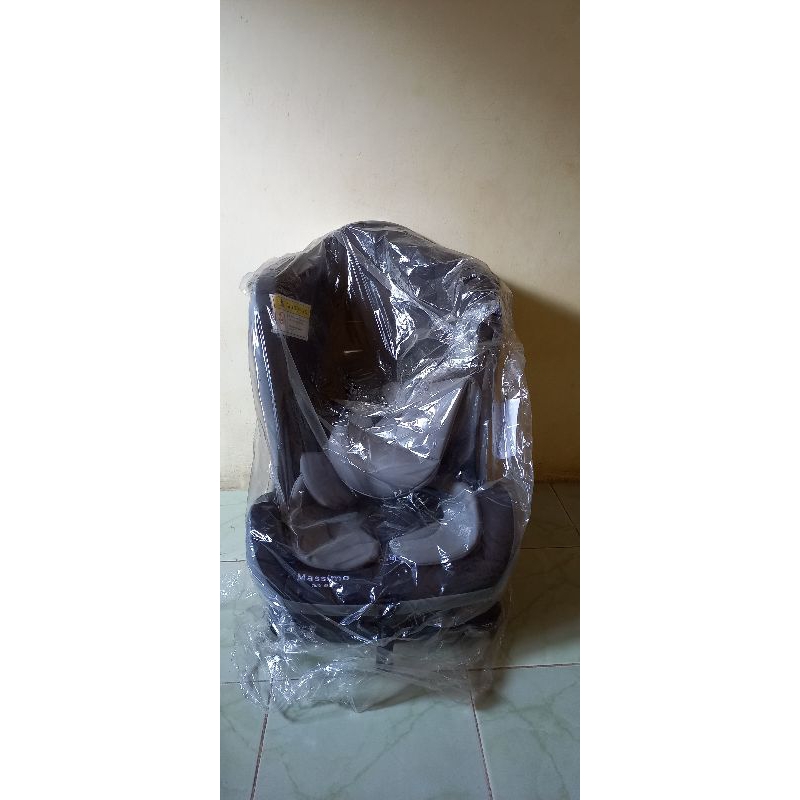 Preloved Massimo Car Seat Grey