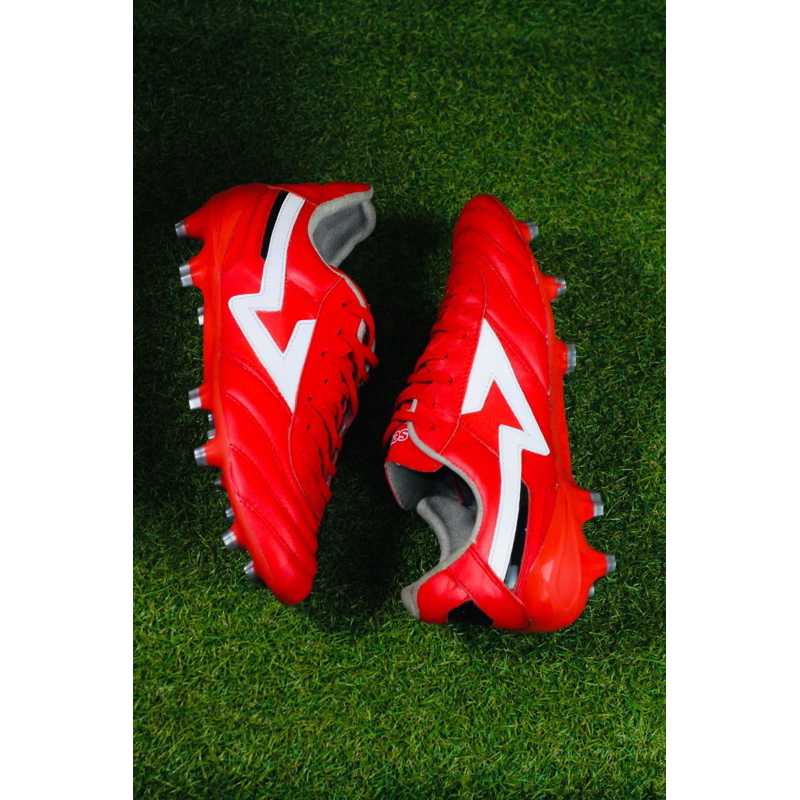 Sepatu Bola Sevspo Full leather Request model dan size ( po )