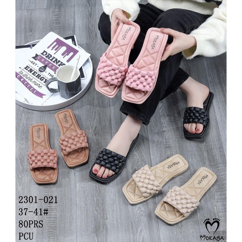 Sandal Slop Jelly Wanita Motif Mini Pom Pom Super Cute Pretty Kekinian Import Mokaya / Size 37-41 (2
