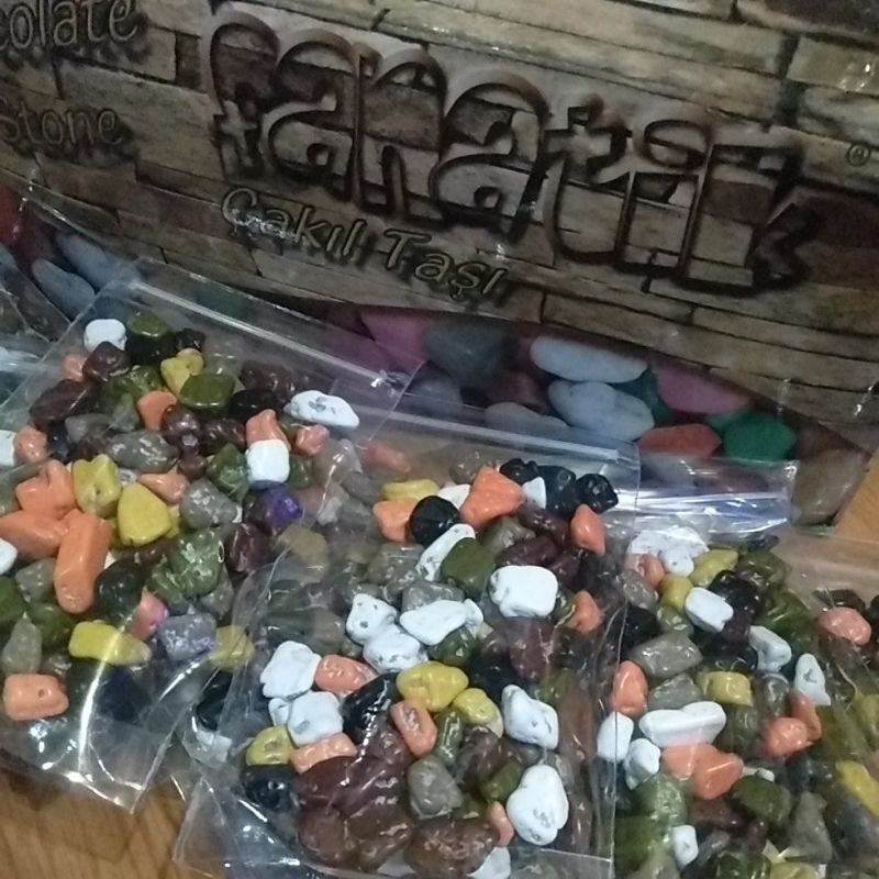 

cokelat krikil