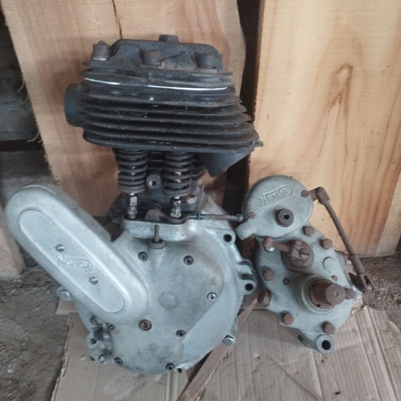 MESIN MOTOR NORTON