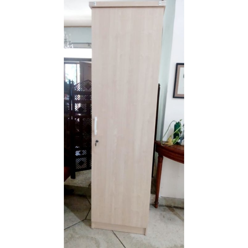 Lemari 1 pintu bisa custom
