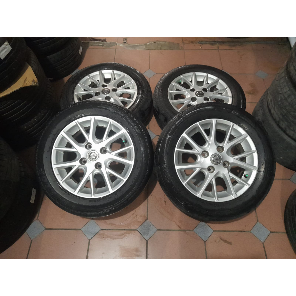 VELG SECOND MOBIL STD LIVINA RING 15 + BAN ACCELERA 2 PCS