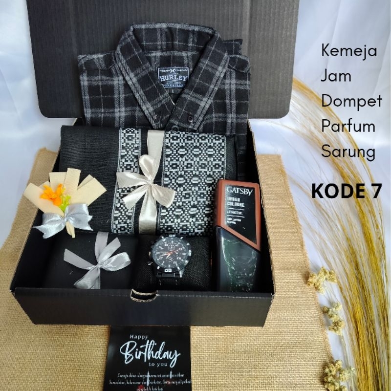 

Hampers Kado Cowok Paket Pakaian Hadiah Ulang Tahun