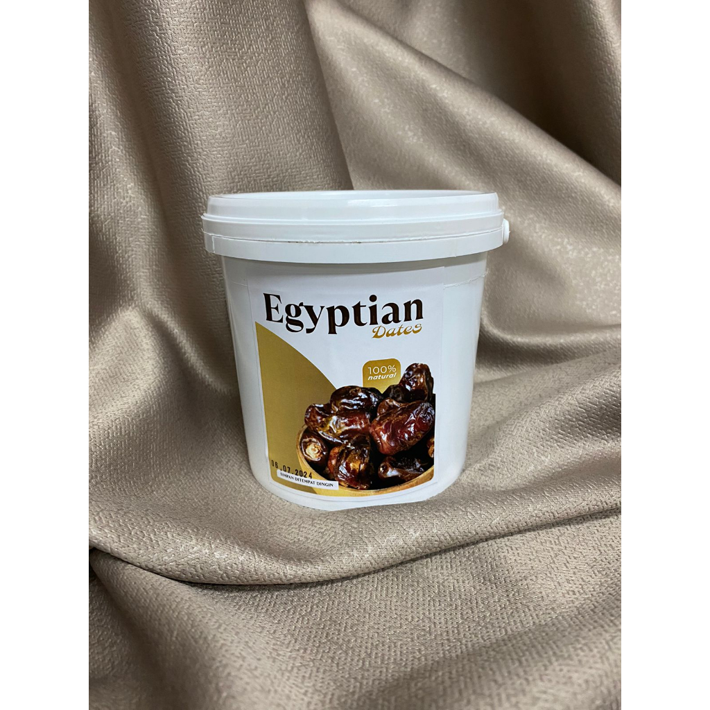 

Kurma Mesir Ember Egyptian 500 Gram Kurma Madu Premium