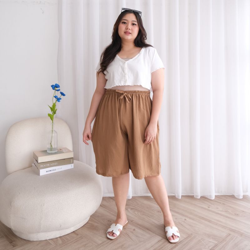 celana pendek 7/8 jumbo/ celana 7/8 bigsize/celana wanita/celana crinkle