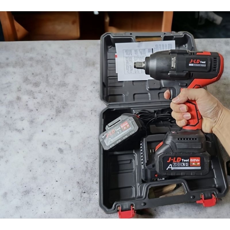 IMPACT WRENCH 550JLD 88VF CORDLESS