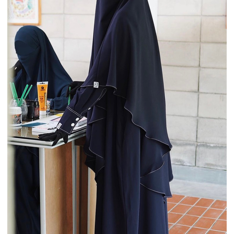 PRELOVED ELMADINA KEMEJABAYA NIGHT NAVY