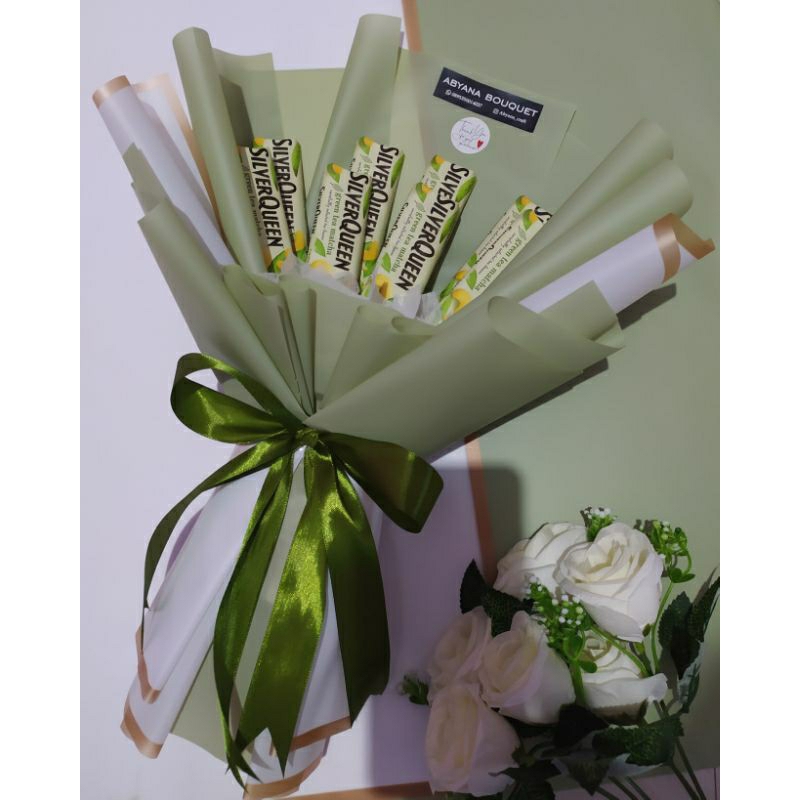 buket coklat silverqueen bucket coklat bouquet hadiah ulang tahun wisuda