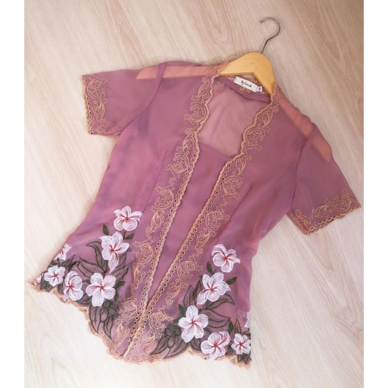 Kebaya Jadi Bordir Tangan Pendek || Kebaya Adat Bali Modern || Kebaya Adat Bali Kekinian || Kebaya A