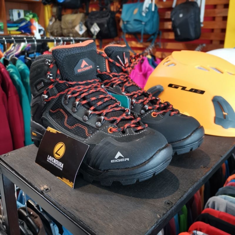 sepatu gunung eiger pollock - W159 outdoor treaking