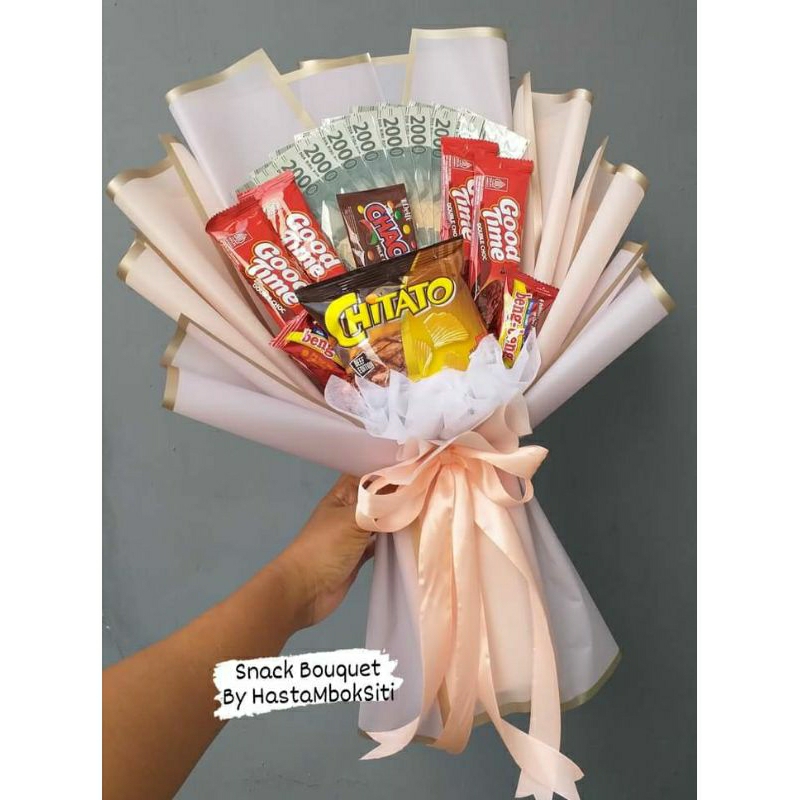 

buket snack dan uang / buket uang / buket snack / hadiah