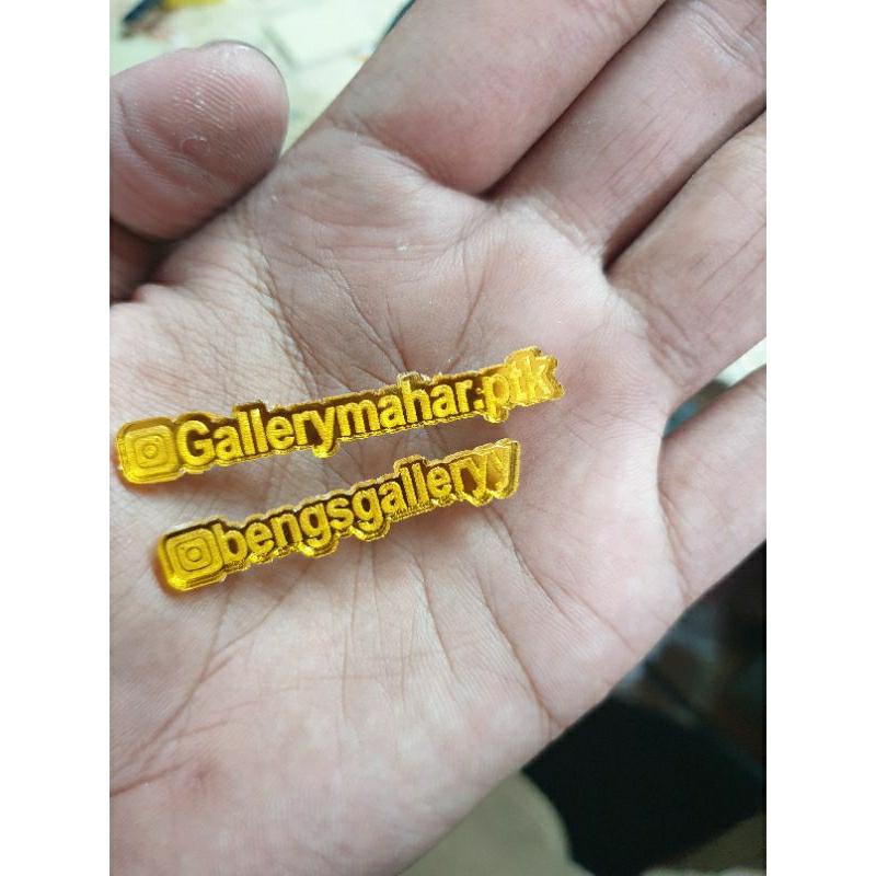 

Label Tag Souvenir baju hijab Mahar Branding Brand Merek Custom Acrylic Grafir Miror gold Silver Playwood