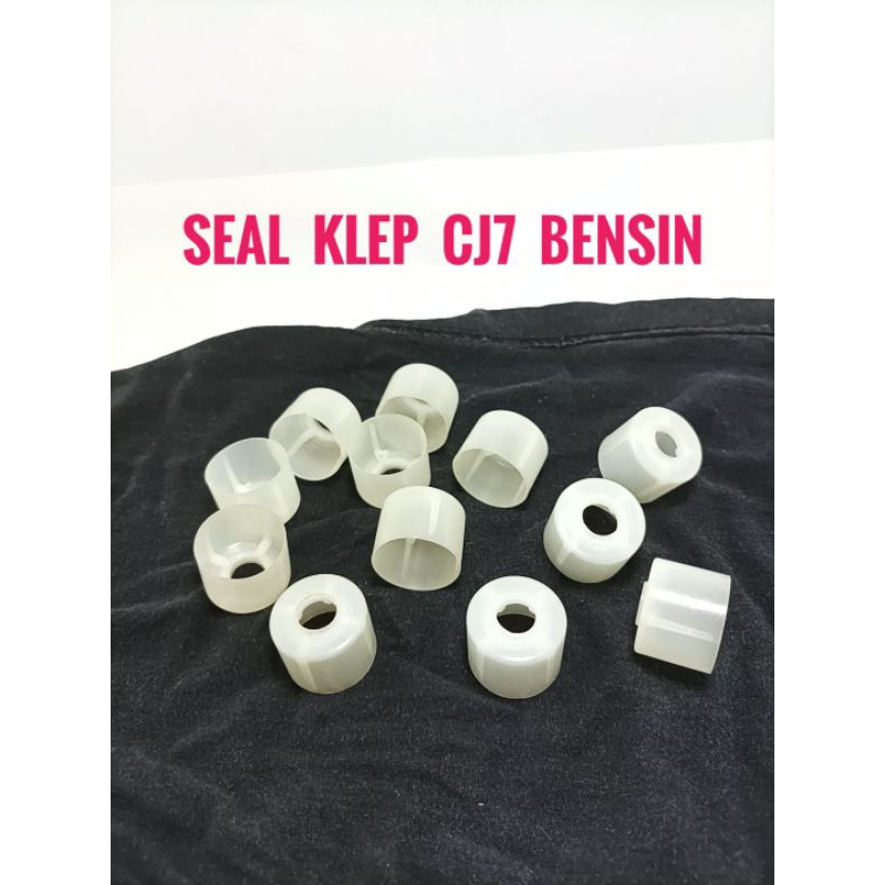 Seal Klep CJ7 Engine Valve Seal Jeep Cj-7 Model Plastik