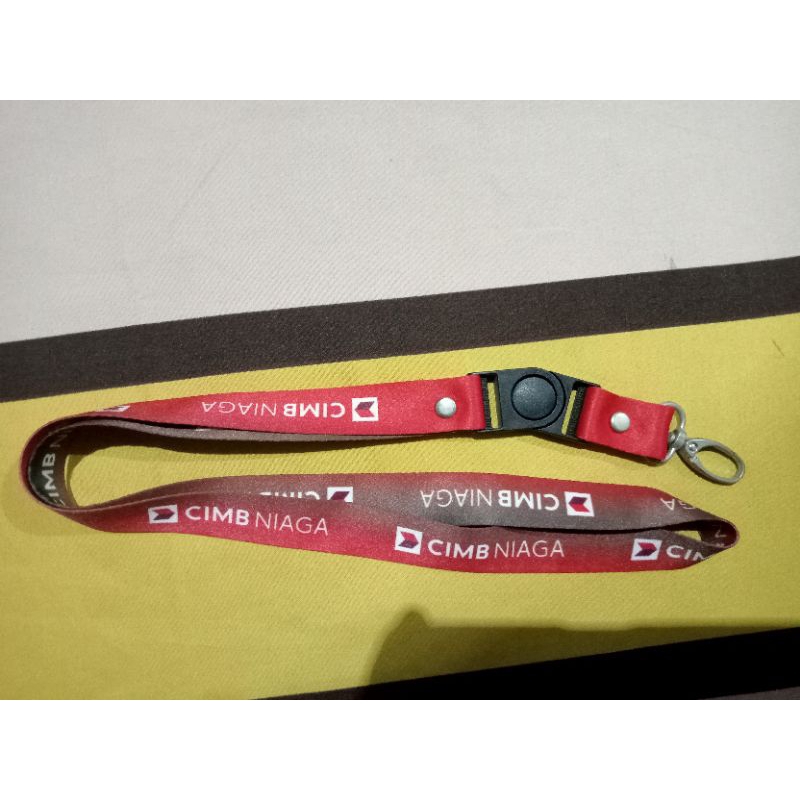 

TALI ID CARD/LANYARD CIMB-NIAGA