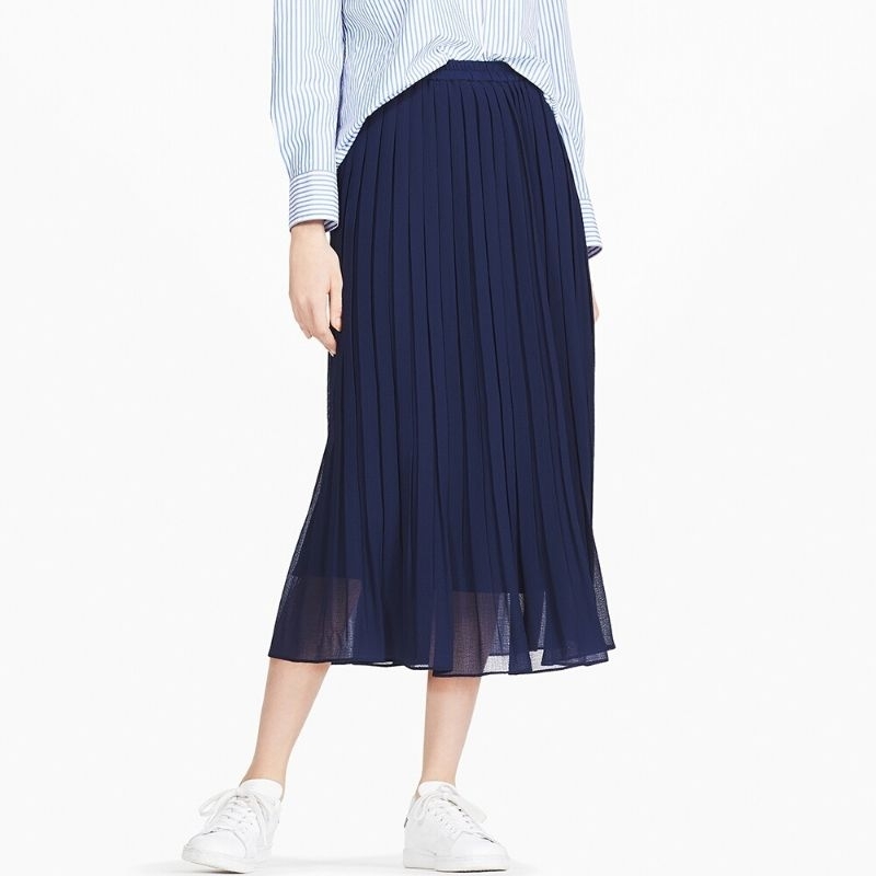 Uniqlo Navy Pleated Skirt