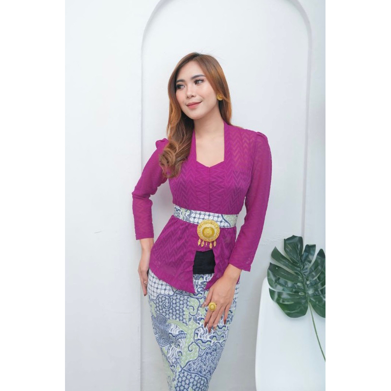 KEBAYA URAGIRI ZIG-ZAG