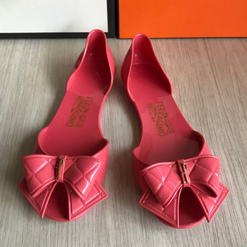 Salvatore Ferragamo Flat Jelly size 37