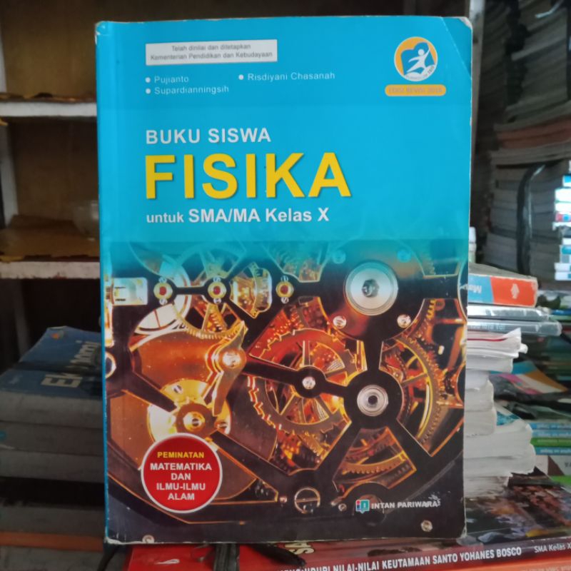 Buku Siswa Fisika Kelas 10. Penerbit Intan Pariwara