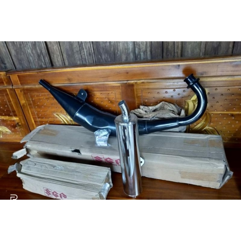 Suzuki RGR150 Knalpot Assy New Original Japan