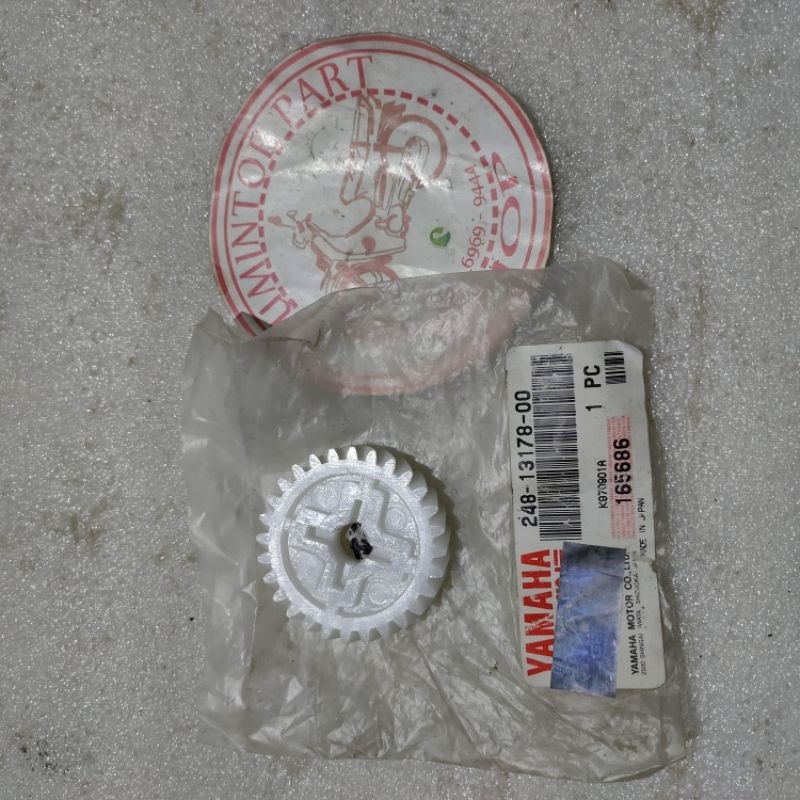 Gigi gear plastik pompa oli samping Yamaha RX king RXS Special YT115 RXK original jaoan