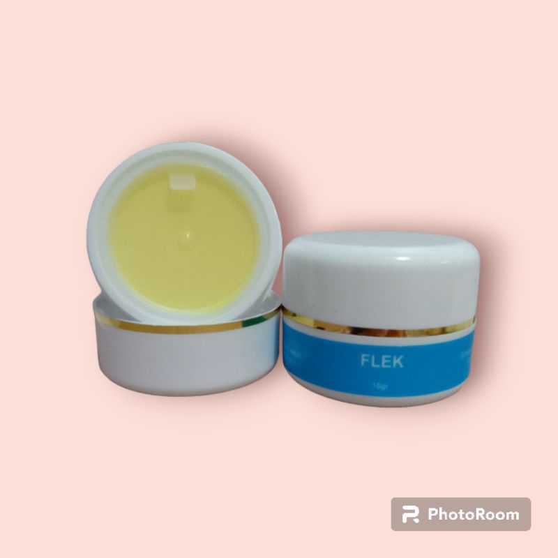 Cream FLEK PROBEAUTY/ menghilangkan flek hitam & mencerahkan wajah kusam