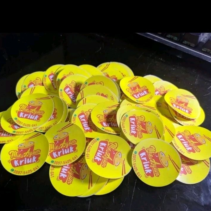 

CETAK STIKER TAHAN AIR TERMURAH..!