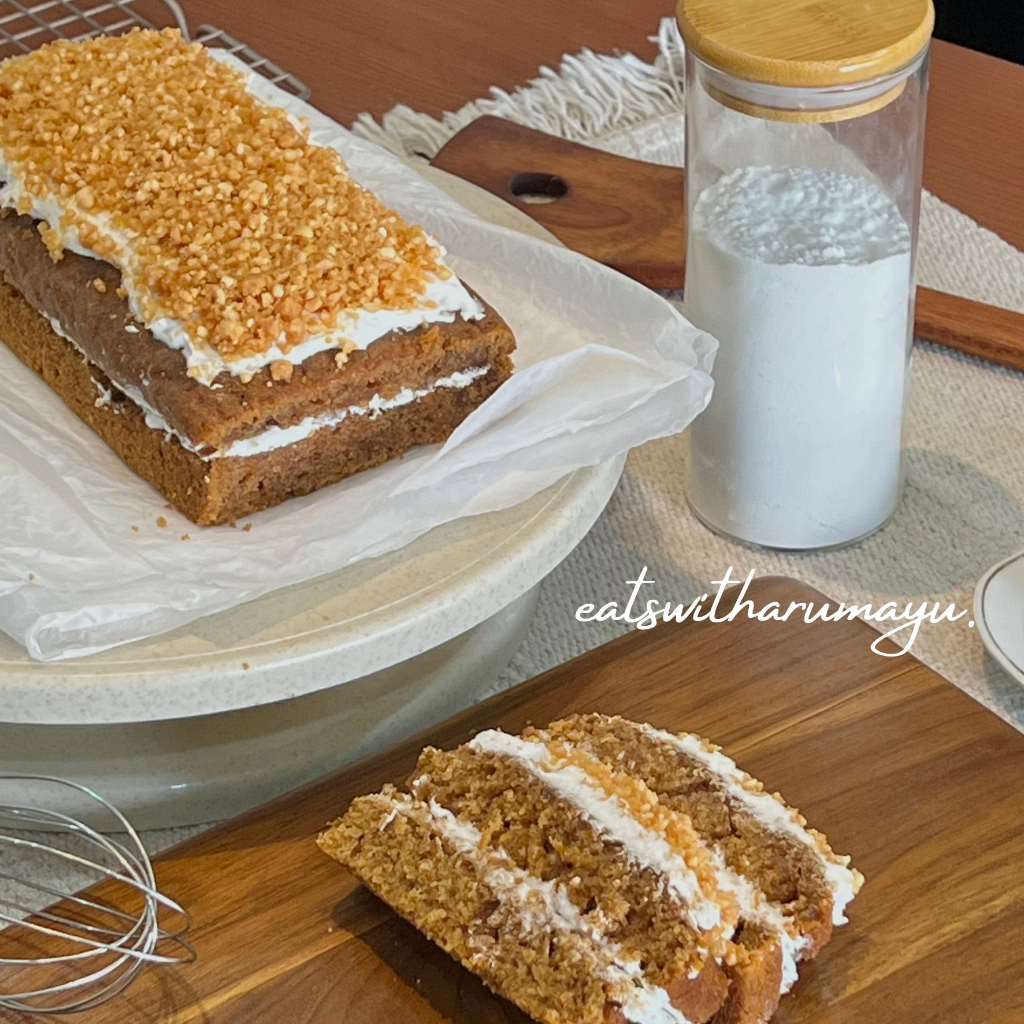 

Carrot Cake with Creamcheese! (Family Loaf Size)