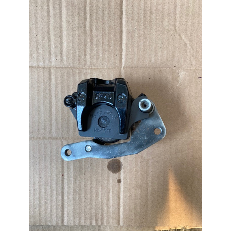 KALIPER PALABABI CAKRAM DEPAN HONDA BEAT FI BEAT KARBU SCOOPY FI SPACEY / SEKEN ORIGINAL