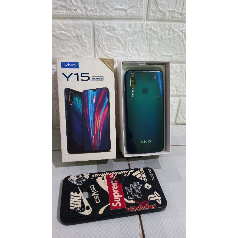 VIVO Y15 ram 4/64  hp second original fullset