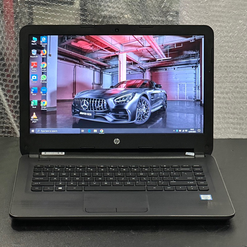 Laptop HP 240 G5 Core i3-6006U Gen6 SSD Layar 14inch Second