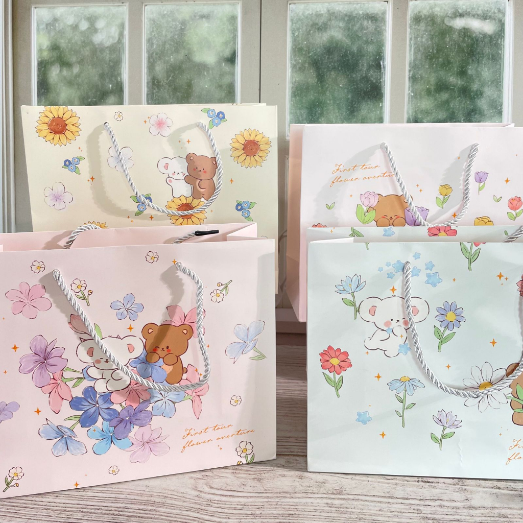 

PAPER BAG TEDDY BEAR BERUANG BUNGA CD-001 tas kertas lucu bisa COD termurah imut import kebutuhan hadiah anak