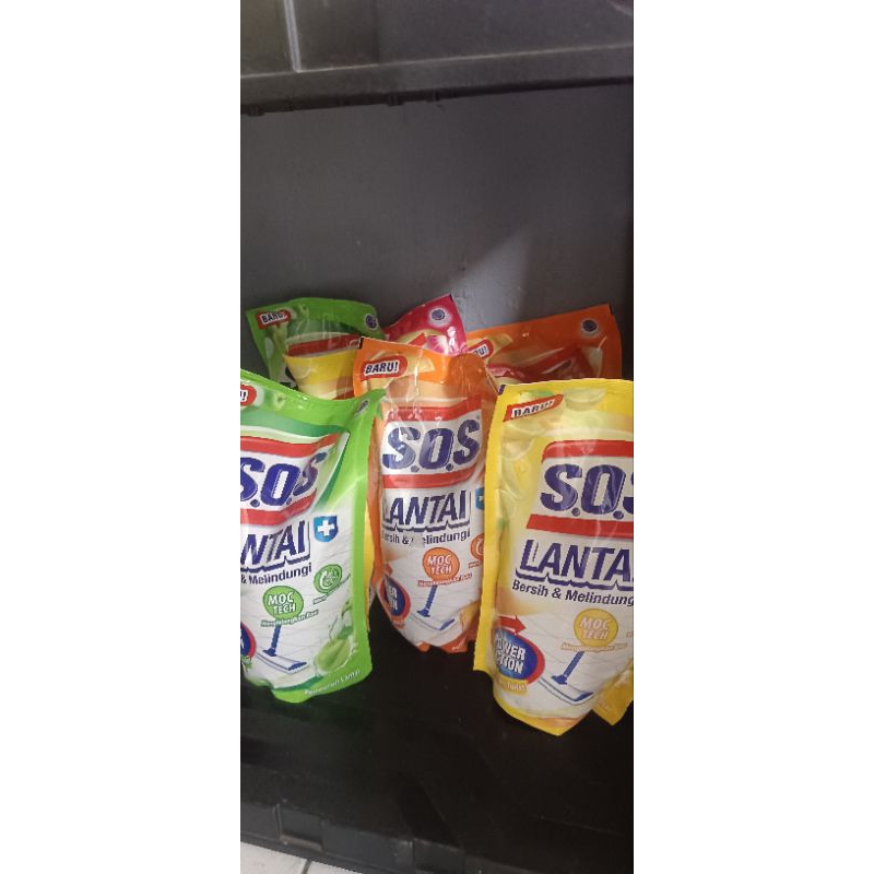 SOS pembersih lantai 750ml
