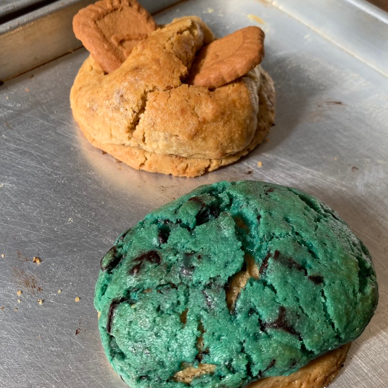 

Box of 2 Thick Cookies