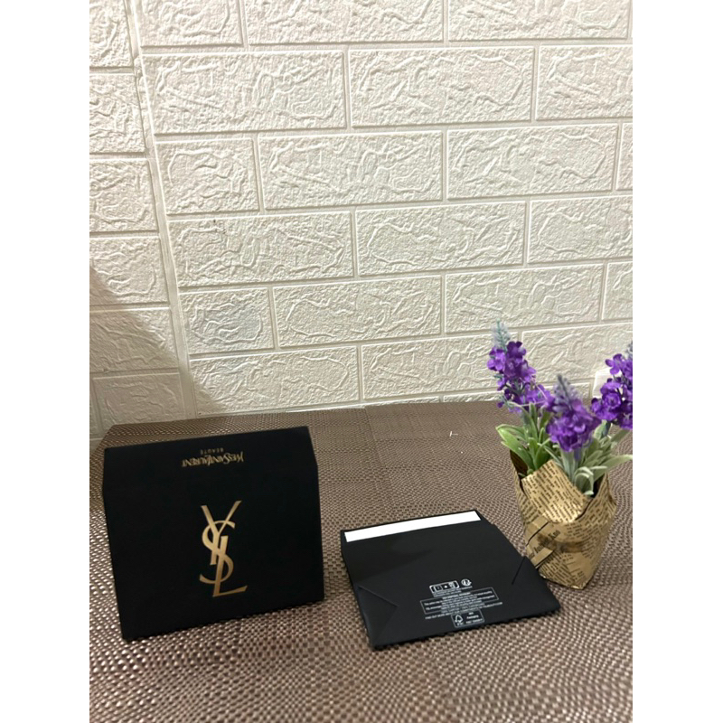 Envelope YSL Original Store 100%