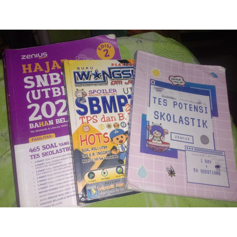 Preloved 3 buku (Buku Hajar SNBT 2023 Zenius, Wangsit tps SBMPTN 2023, Kumpulan soal TPS Zenius)