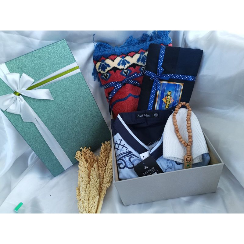 HAMPERS PREMIUM SET ALAT SHOLAT LENGKAP PRIA MUSLIM