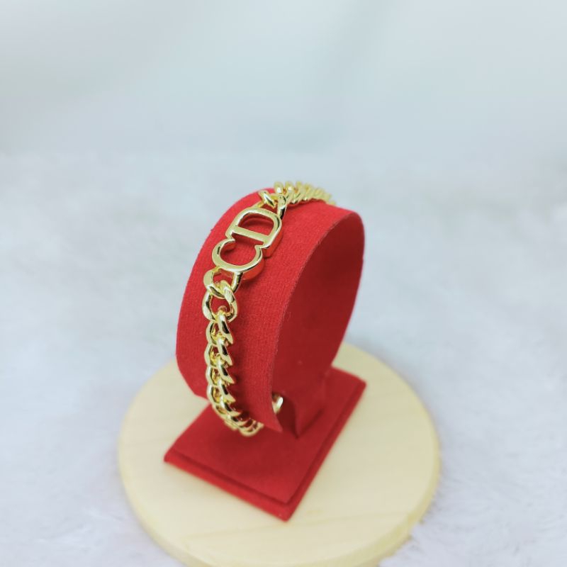 Gelang tangan rantai motif CD berlapis emas titanium gold