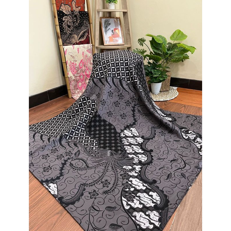 Kain Batik Katun solo motif merak